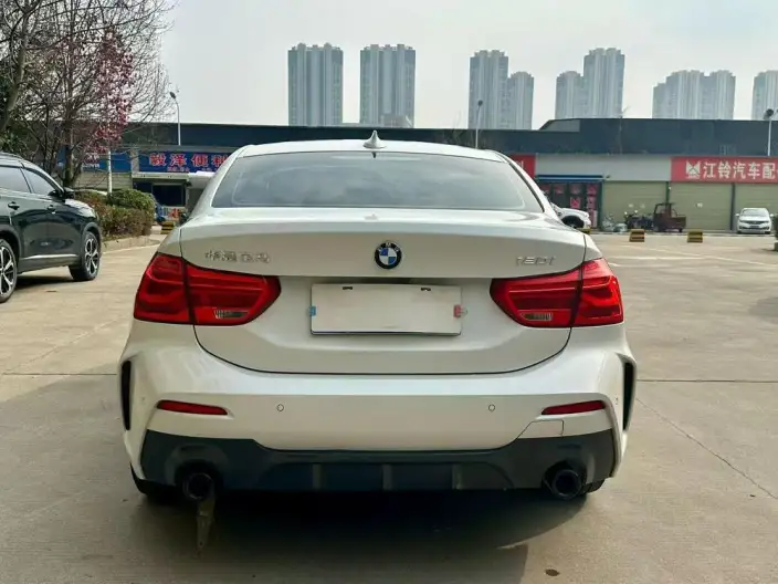 BMW 1 Series 2021 Model 120i M Sports Night Edition – фото 5