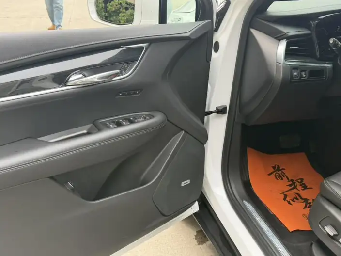 Cadillac XT5 2022 Model 2.0T 2WD Luxury Model – фото 8