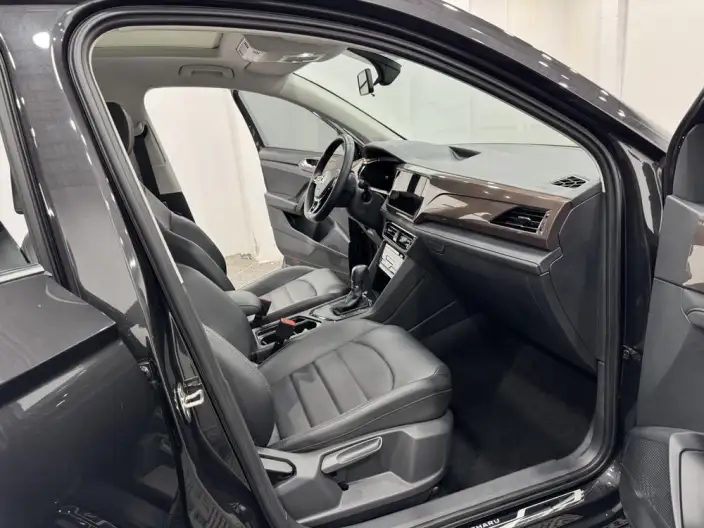 Volkswagen Tharu 2022 Model 280TSI 2WD Deluxe Edition – фото 7