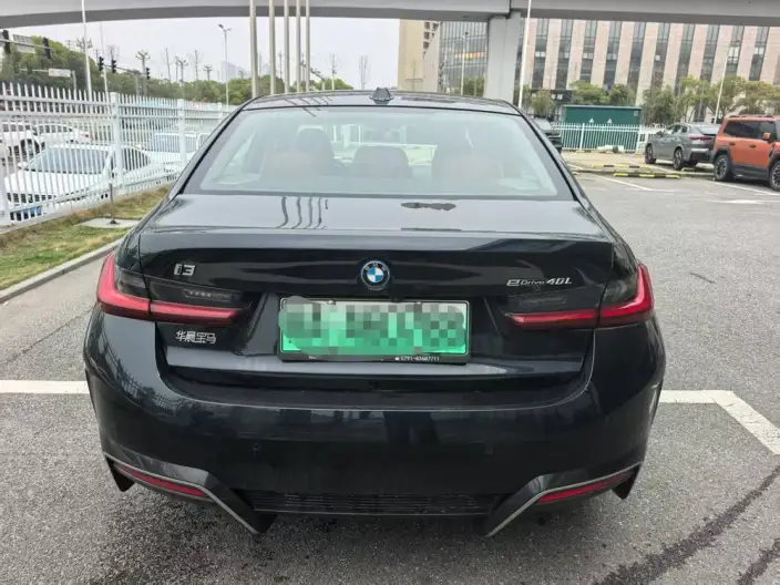 BMW i3 2025 Model eDrive40L Night Set – фото 3