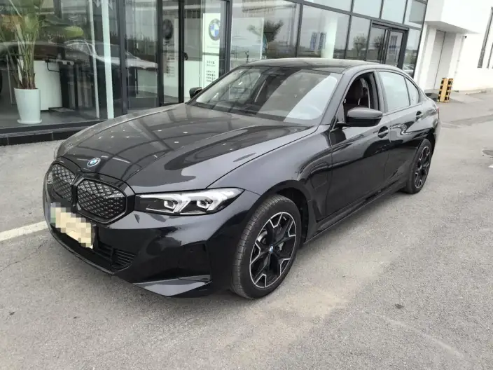BMW i3 2025 Model eDrive40L Night Set – фото 10