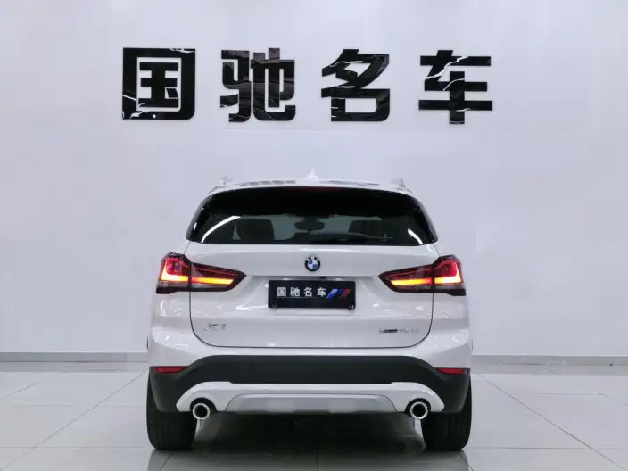 BMW X1 2020 Model xDrive25Li Exclusive Model – фото 4