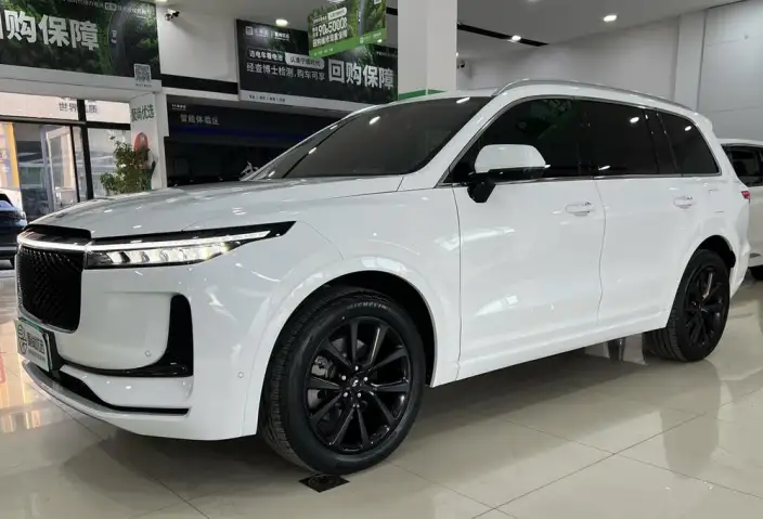 Li Auto ONE 2020 Model Extended Range 6 seat Edition – фото 1