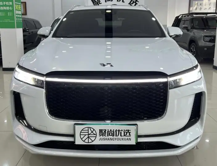Li Auto ONE 2020 Model Extended Range 6 seat Edition – фото 2