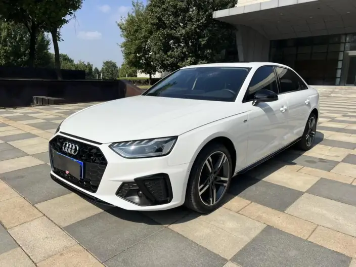 Audi A4 L 2022 Model 40 TFSI Fashion Dynamic Model – фото 1