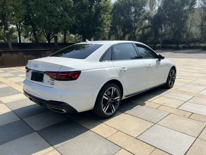 Audi A4 L 2022 Model 40 TFSI Fashion Dynamic Model – фото 5