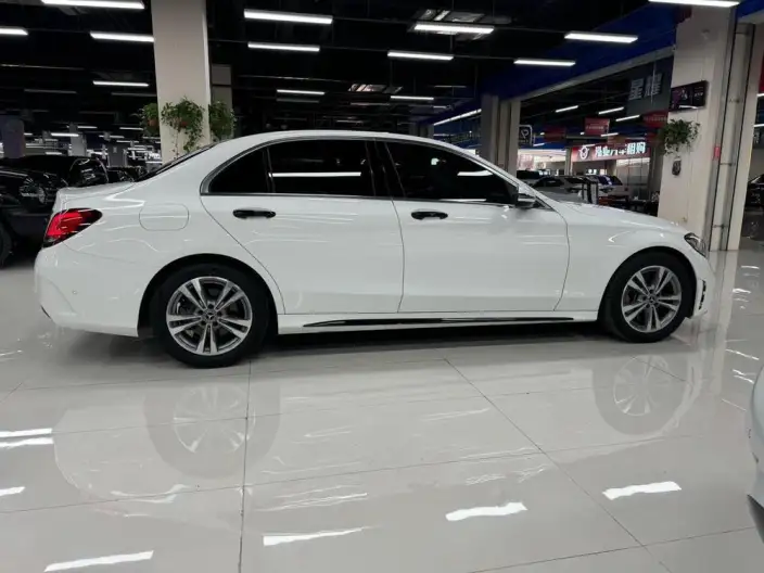 Mercedes-Benz C-Class 2020 Model Facelift C 200 L Dynamic Model Sports Edition – фото 8