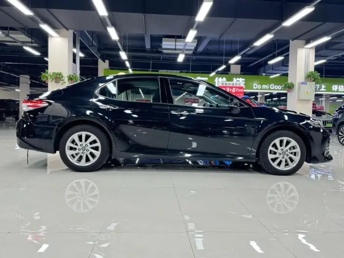 Toyota Camry 2022 Model 2.0G Deluxe Edition – фото 6