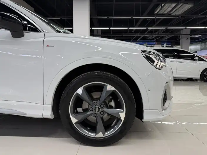 AUDI Q3 2023 Model 35 TFSI Fashion Dynamic Model – фото 7