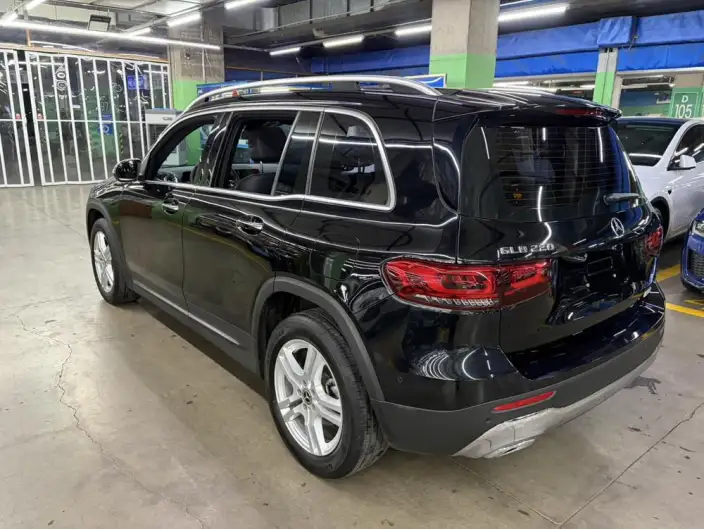 Mercedes-Benz GLB 2023 Model GLB 220 Dynamic Model – фото 4