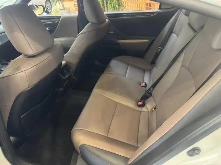 Lexus ES 2022 Model 200 Superior Edition – фото 9