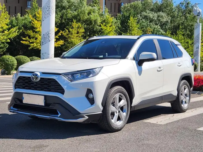 Toyota RAV4 2021 Model 2.0L CVT 2WD Fashion Plus Edition – фото 1