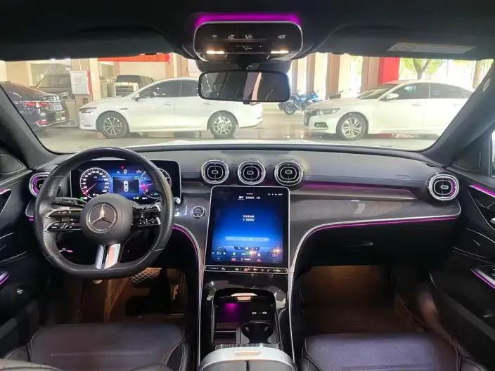 Mercedes-Benz C-Class 2025 Model C 260 L Sports Edition – фото 6