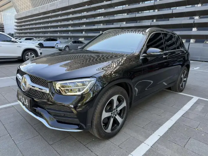 Mercedes-Benz GLC 2022 Model Facelift GLC 260 L 4MATIC Dynamic Model – фото 1