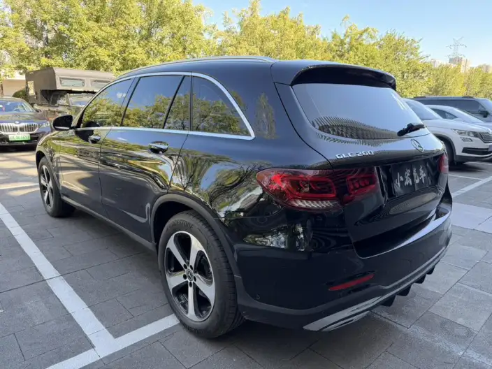 Mercedes-Benz GLC 2022 Model Facelift GLC 260 L 4MATIC Dynamic Model – фото 4