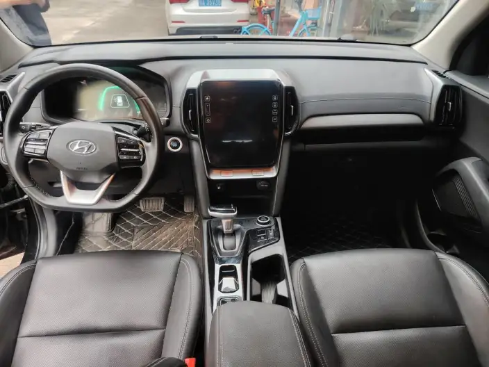 Hyundai ix35 2021 Model 2.0L Automatic 2WD Leading version GLS – фото 4