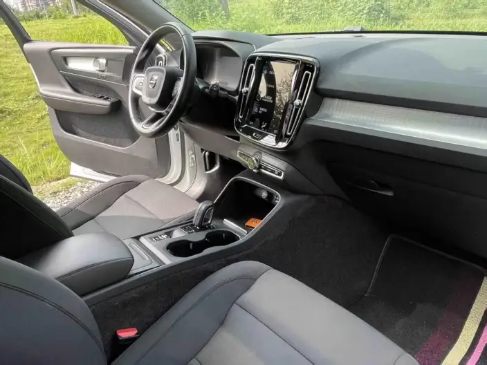 Volvo XC40 2020 Model T3 2WD Zhixing Fashion Edition – фото 9
