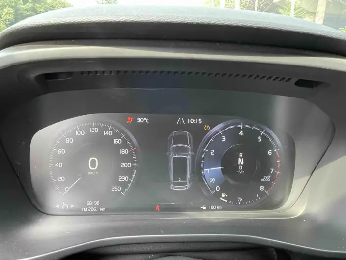 Volvo XC40 2020 Model T3 2WD Zhixing Fashion Edition – фото 10