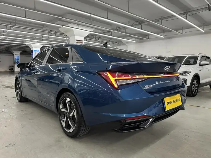 Hyundai Ioniq 2021 Model 1.5L CVT GLX Elite Edition – фото 4