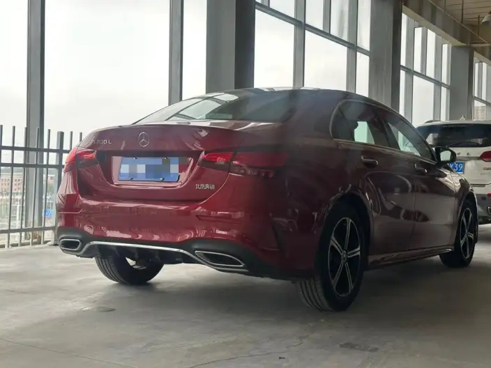 Mercedes-Benz A-class 2023 Model A 200 L Sports sedan Fashion Edition – фото 6