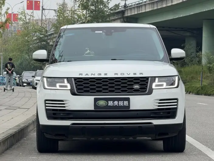 Range Rover 2020 Model 3.0 L6 Shengshi Edition – фото 2