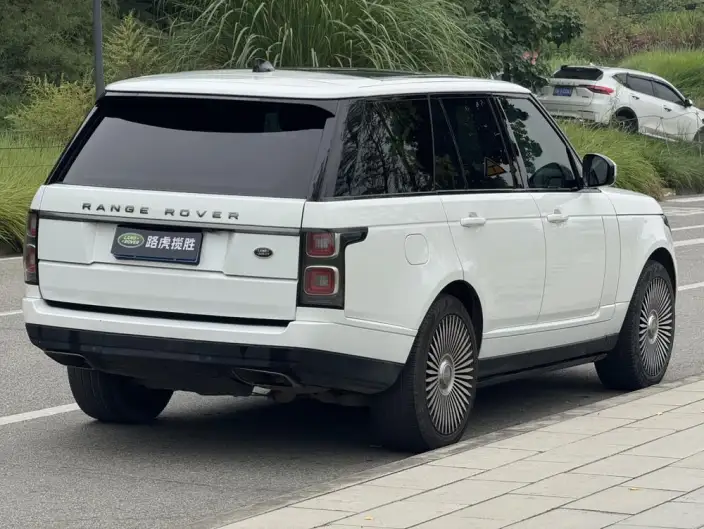 Range Rover 2020 Model 3.0 L6 Shengshi Edition – фото 4