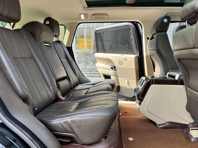 Land Rover Range Rover 2017 3.0 V6 SC Vogue Extended – фото 13