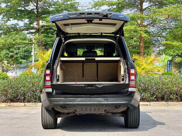 Land Rover Range Rover 2017 3.0 V6 SC Vogue Extended – фото 28