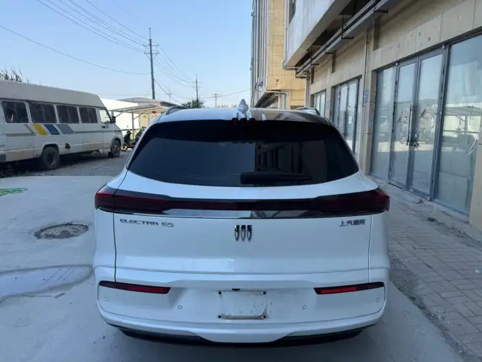 BUICK E5 2023 Model Zhen Xiang Standard battery life version – фото 4