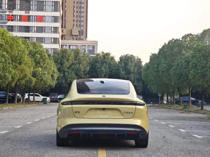 NIO ET5 2022 Model 75kWh – фото 5