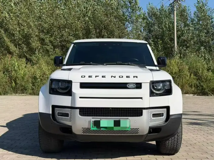 Land Rover Defender PHEV 2022 Model 110 P400e – фото 2