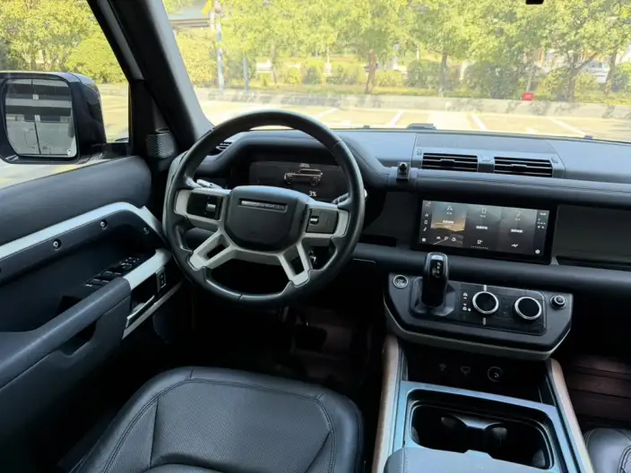 Land Rover Defender PHEV 2022 Model 110 P400e – фото 10