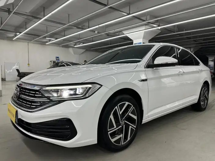 Volkswagen Sagitar 2023 Model 280TSI DSG Beyond Edition – фото 1