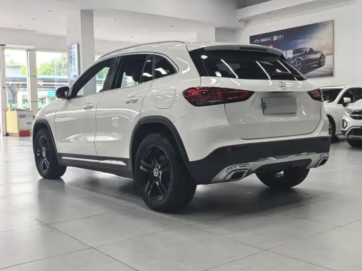 Mercedes-Benz GLA 2023 Model GLA 200 – фото 5
