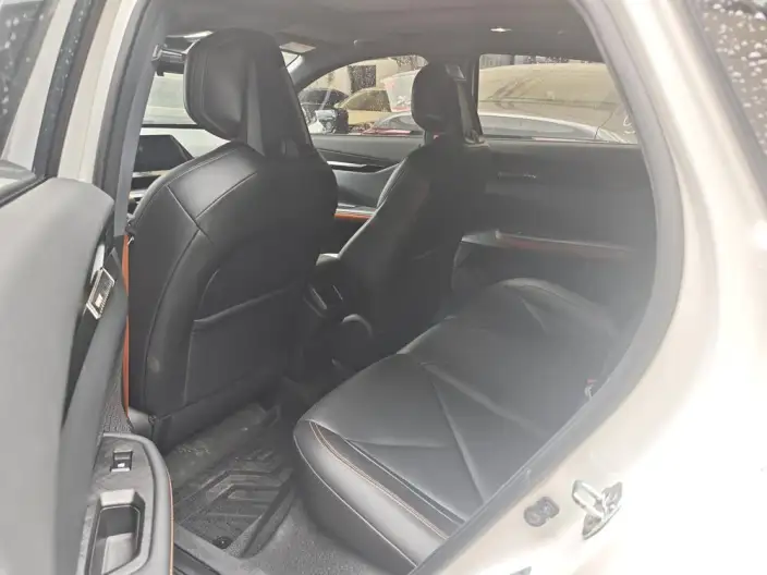Changan UNI-V 2022 Model 1.5T Noble Model – фото 10