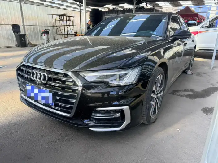 Audi A6L 2023 Model Facelift 40 TFSI Luxury Dynamic Model – фото 1