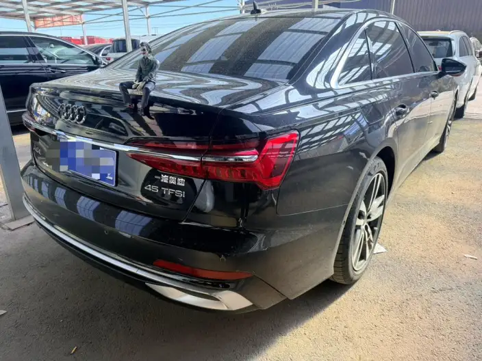 Audi A6L 2023 Model Facelift 40 TFSI Luxury Dynamic Model – фото 3