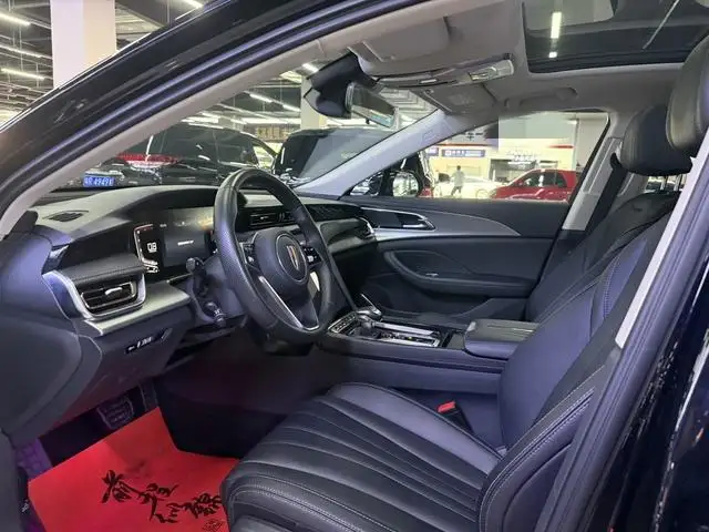 Hongqi H5 2024 Model 1.5T DCT Flag Rhythm Edition – фото 8