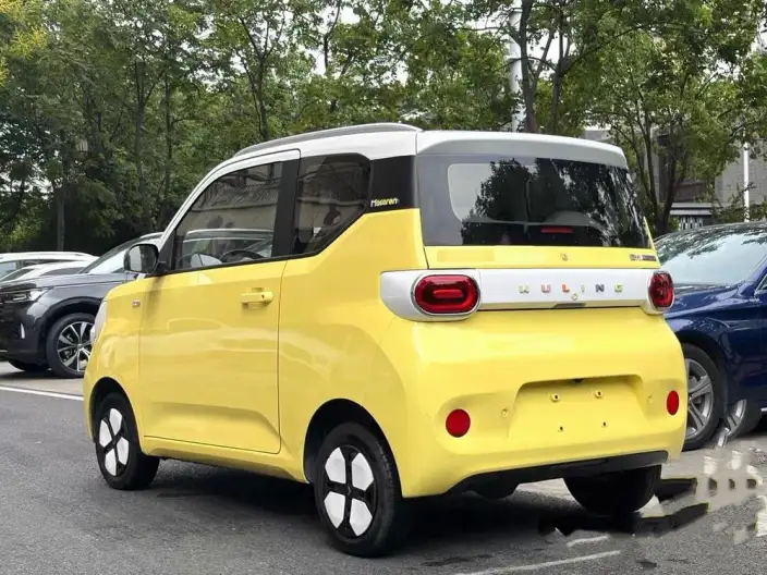 Wuling Hongguang MINIEV 2024 Model 215km Advanced version Lithium Iron Phosphate – фото 4