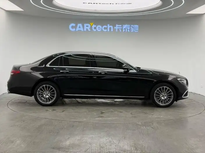 Mercedes-Benz E-Class 2023 Model E 260 L 4MATIC sedan – фото 8