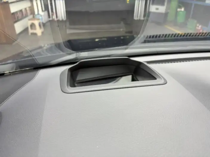 Granvia 2023 Model Intelligent Hybrid 2.5L Flagship VIP – фото 9