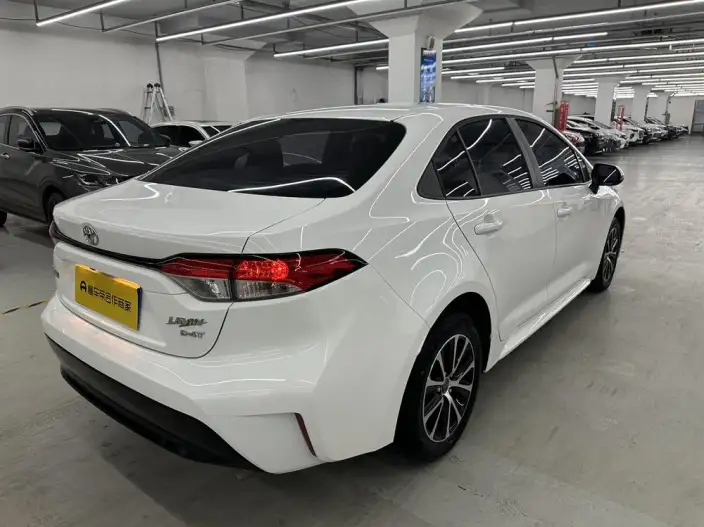 Toyota Levin 2023 Model 185T Deluxe Edition – фото 6