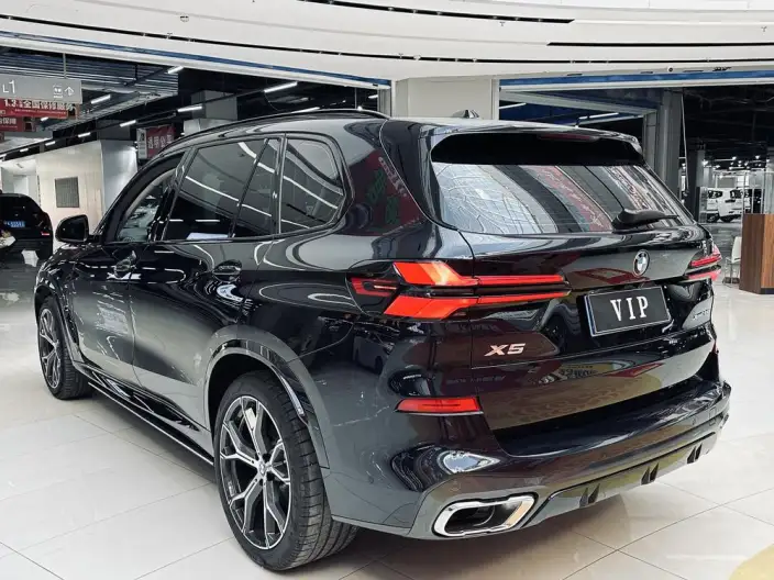 BMW X5 2023 Model xDrive30Li Exclusive Model M Sports Set – фото 4