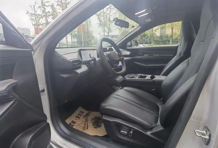 DFM L7 EV 2024 Model 518 Pro – фото 8