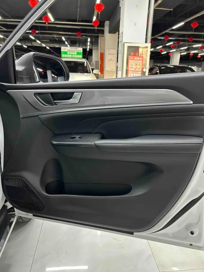 Haval M6 2021 Model PLUS 1.5T DCT Elite Smart Connect Model – фото 9