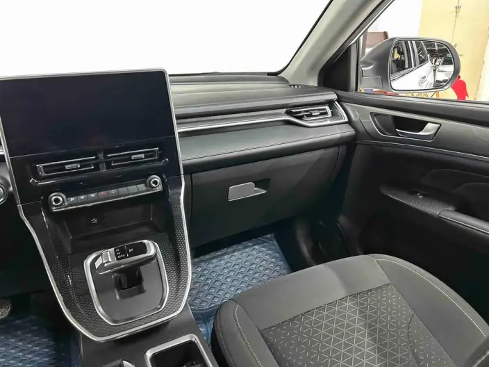 Haval M6 2021 Model PLUS 1.5T DCT Elite Smart Connect Model – фото 10