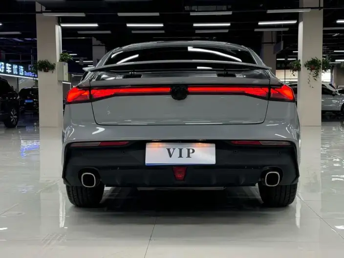 Changan UNI-V 2022 Model 1.5T Noble Model – фото 5