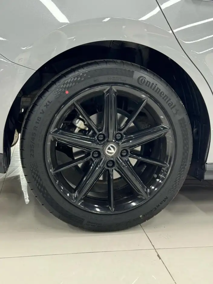 Changan UNI-V 2022 Model 1.5T Noble Model – фото 8