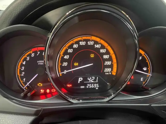 Toyota YARIS L Vios 2022 Model Zhixuan X 1.5L CVT Leading PLUS Edition – фото 9