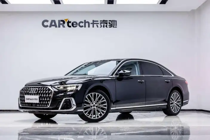 Audi A8 2023 Model A8L 50 TFSI quattro Exclusive Model – фото 1